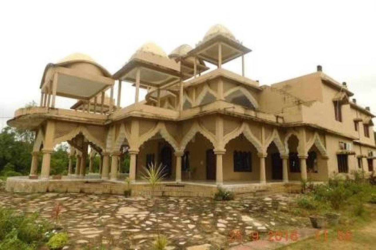 Royal Heritage Bandhavgarh Hotel Bandhavgarh National Park Exterior foto